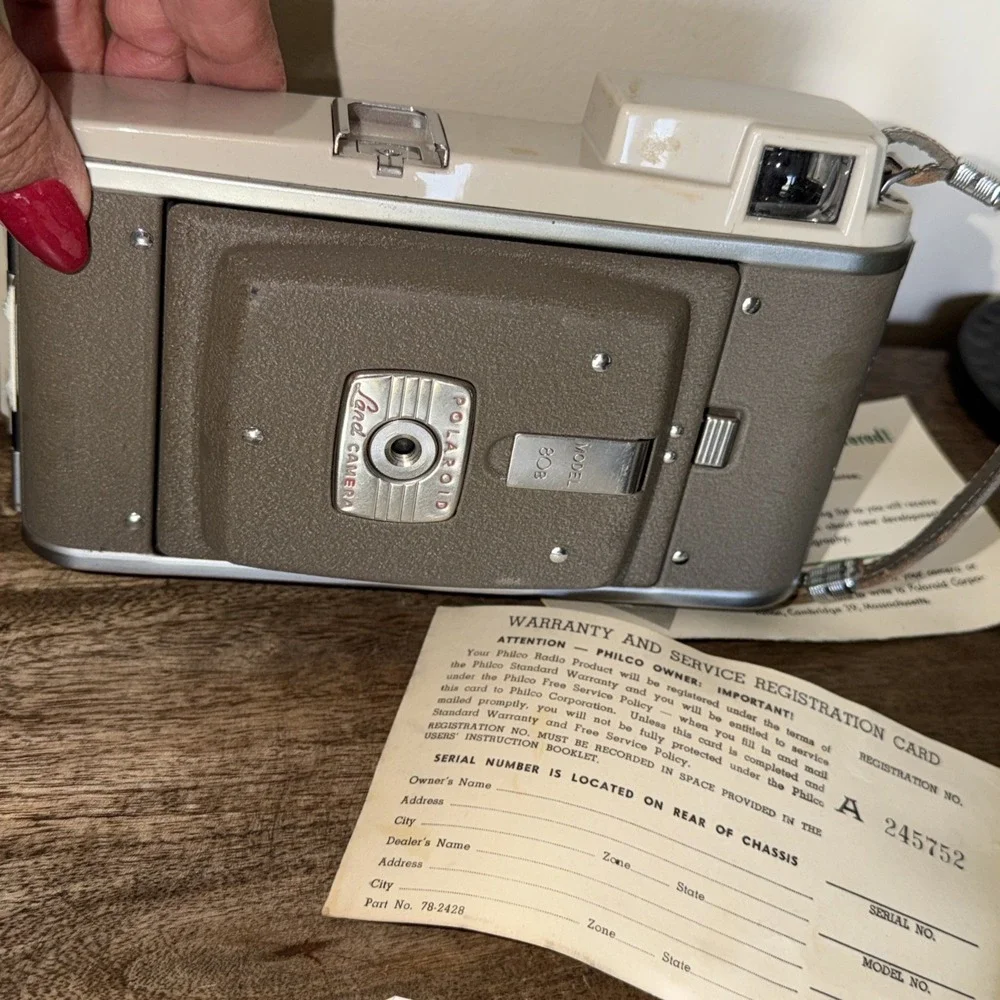 Polaroid Land Camera Model 80b Highlander Complete Case & Original‎ Paperwork